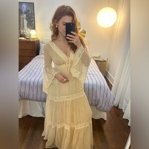 Vintage 70s Cream Lace Prairie Dress – Candi Jones (XS/S)